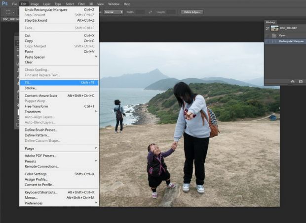 Photoshop 技巧︰迅速移除路人的Fill 功能 (填充 后期技巧 ps )